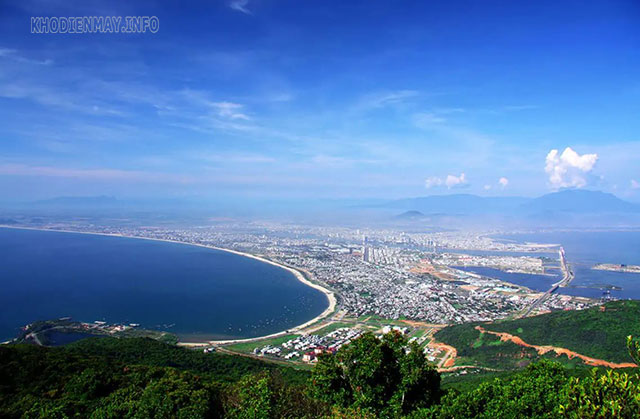 Toàn cảnh thành phố Đà Nẵng nhìn từ đỉnh Bàn Cờ