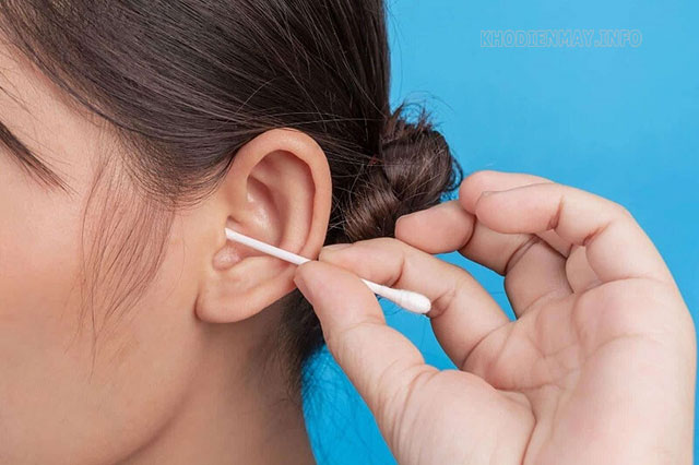 Vệ sinh tai đúng cách để tránh bị ngứa tai thường xuyên